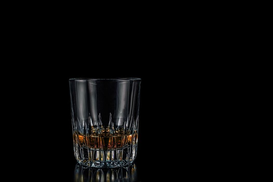 Japońska czy szkocka whisky? Które trunki są smaczniejsze? Sprawdzamy!