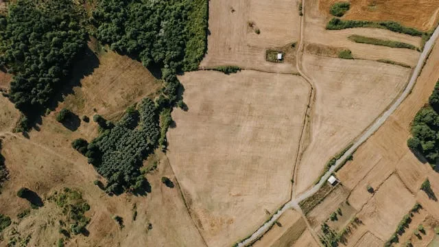 Badanie geotechniczne gruntu – co to jest i dlaczego jest tak ważne?