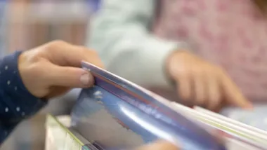 Trzylatki ruszyły na biblioteczną misję. W Gorzowie książki czekały na torze przeszkód