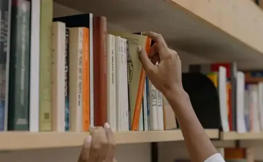 Wiosenny poranek w Bibliotece Herberta - zabawa i pierwsze książki dla maluchów 2-3 lat