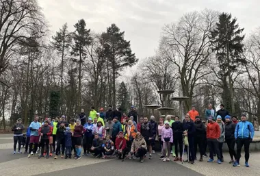 Grafika promocyjna wydarzenia parkrun Gorzów Wielkopolski #384 – wielkanocny spacer, trucht i bieg w Parku Kopernika