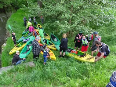 Grafika promocyjna wydarzenia Spływ Kłodawką 2026 – kajakowa trasa z Mironic do Parku Róż