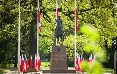 Gorzów szykuje majowe obchody. W centrum pojawią się kwiaty i flagi