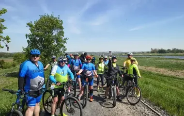 Ponad sto rowerów pojechało do Bogdańca. Frekwencja zaskoczyła organizatorów