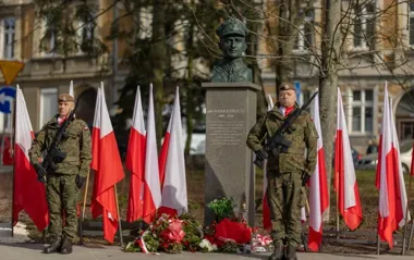 W hołdzie Żołnierzom Wyklętym – uroczystości przy pomniku Pileckiego i w parku