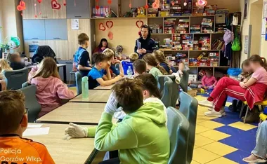Gorzowscy policjanci trzymają ferie pod nadzorem - półkolonie i kontrole w powiecie