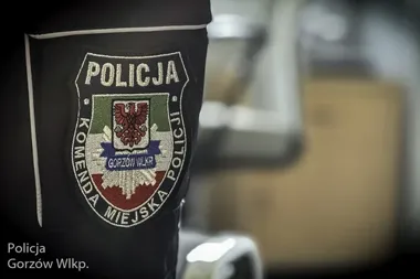 Nieprzytomna na chodniku, a pierwszy na miejscu - kryminalny po służbie